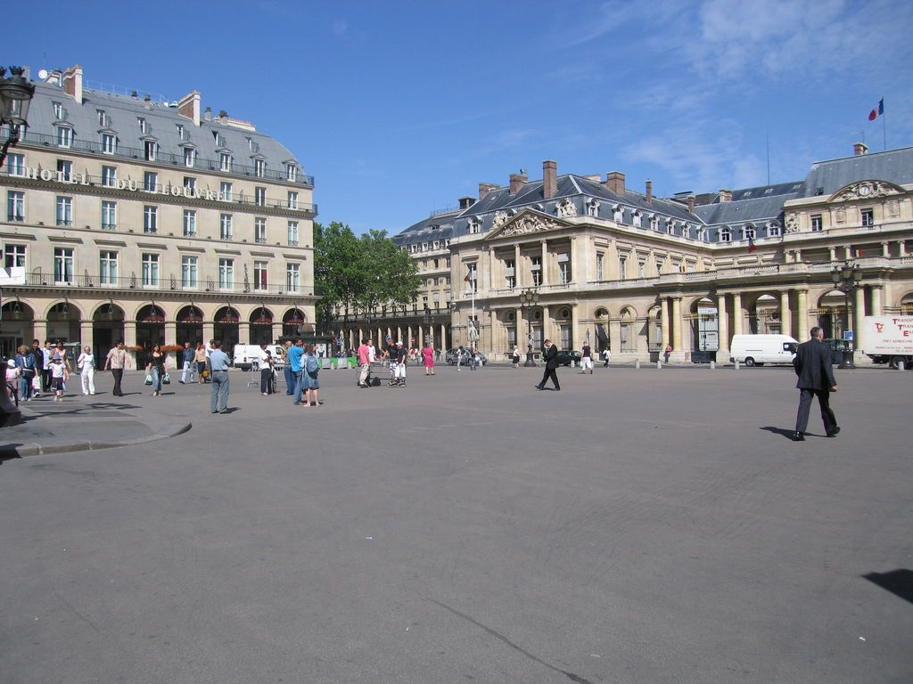 1 Place Du Palais Royal 75001 Paris Place du Palais-Royal - turismo Parigi - ViaMichelin